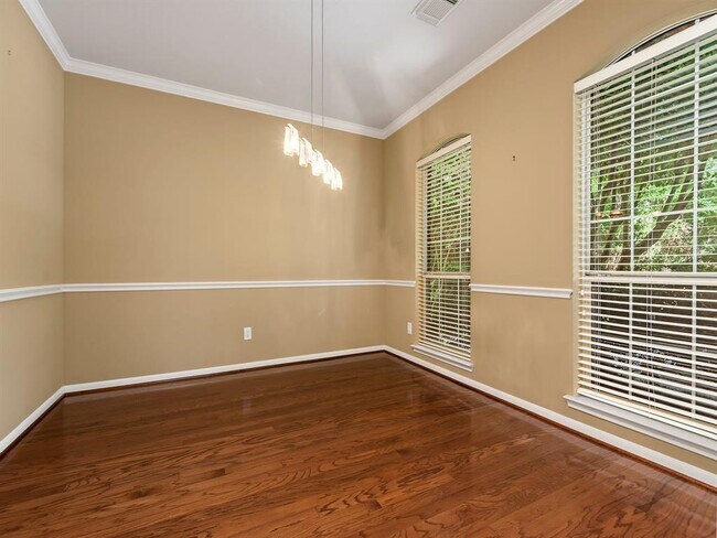 Foto del edificio - 143 S Millport Cir