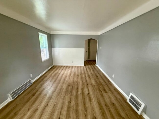 Building Photo - Section 8 Ready Completely Renovated 3-Bedroom Home for Lease - Call (313)429-3244