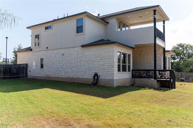 Building Photo - 13021 Mitica Dr