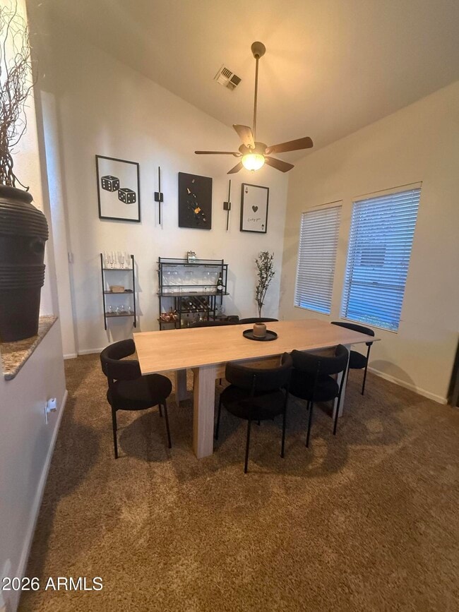 Foto del edificio - 4229 E Rancho Caliente Dr