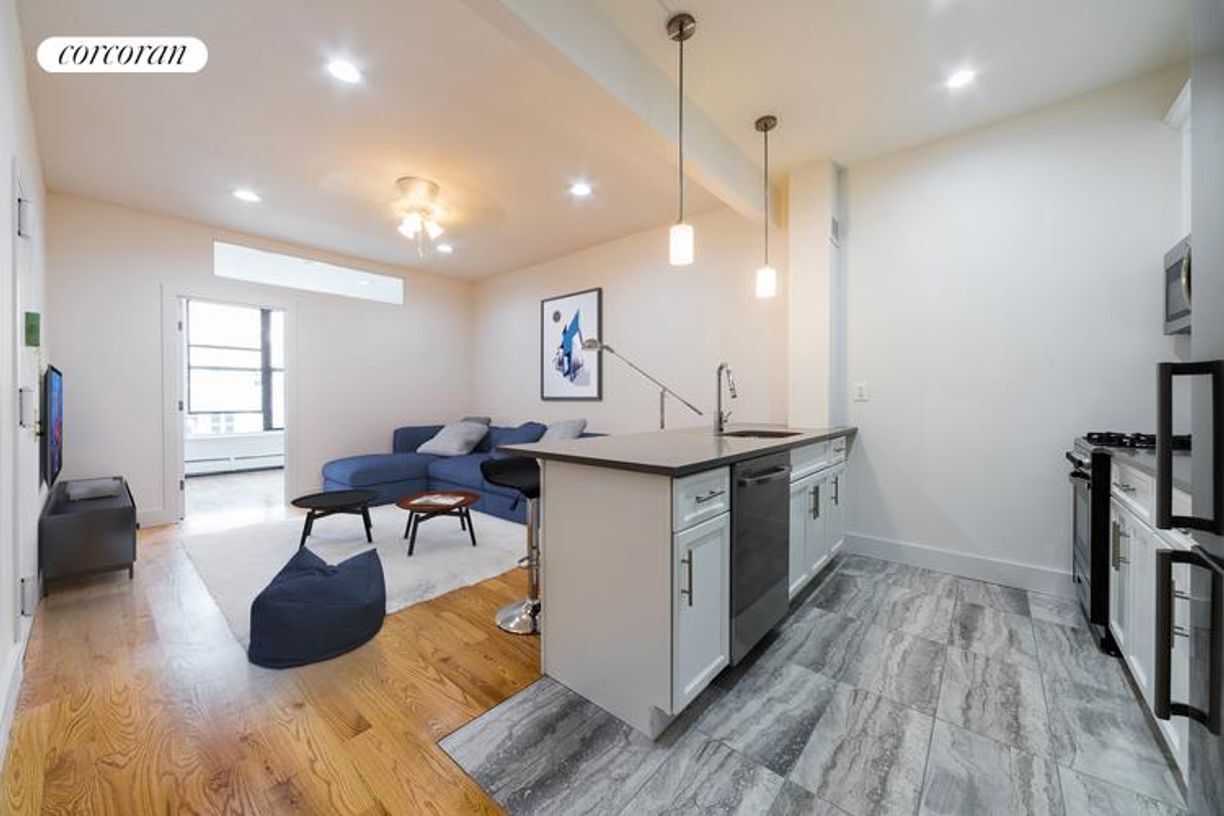 Foto principal - 2283 7th Ave