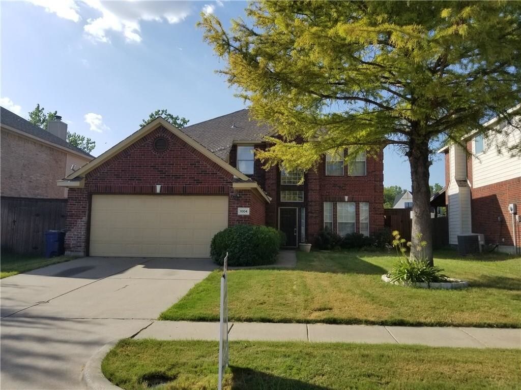 Primary Photo - 1004 Baker St