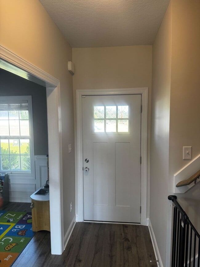 Building Photo - Welcome to Stateside Subdivision!