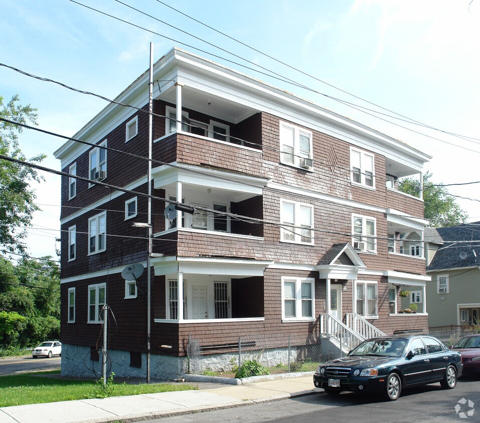 Foto del edificio - 35 Courtland Rd