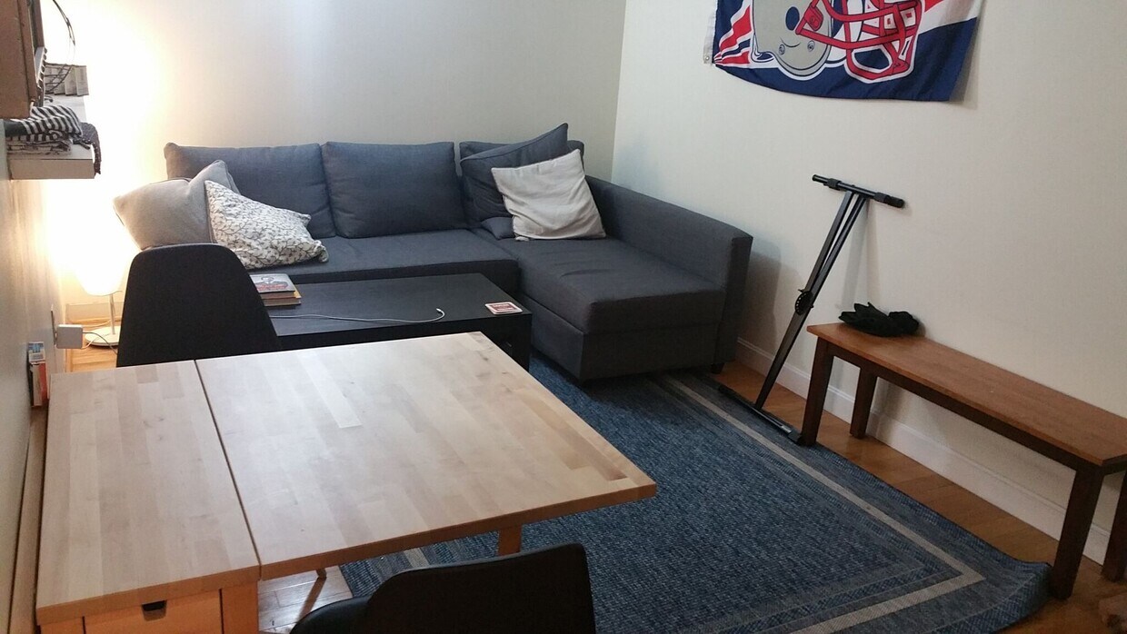 Primary Photo - 2 Bedroom