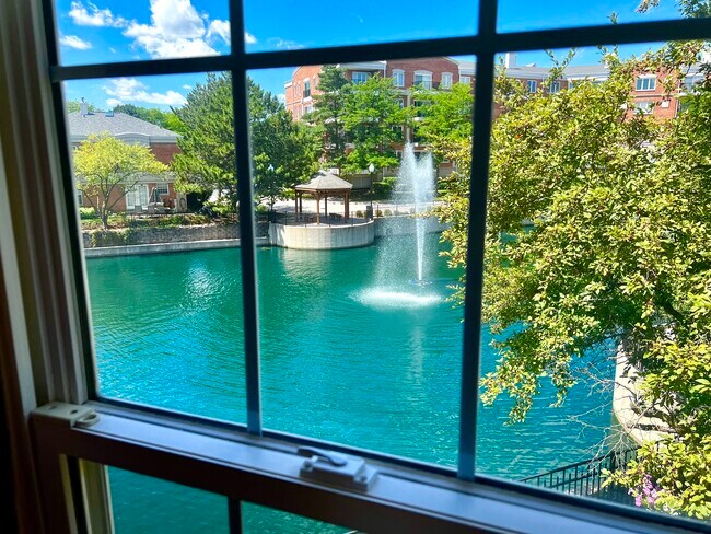 Foto del edificio - 362 Town Pl Cir