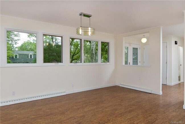 Building Photo - 177 Wykagyl Terrace
