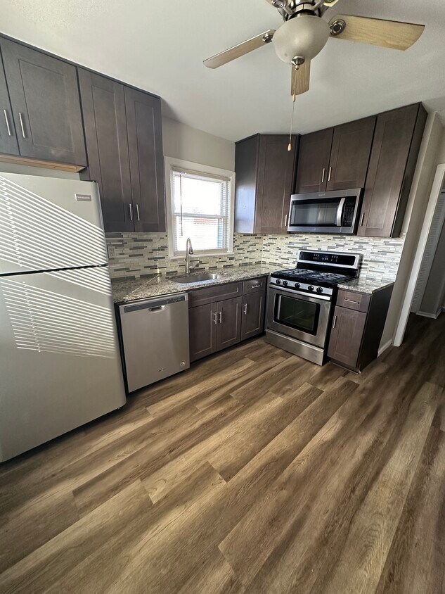Foto principal - 11613 S Kedzie Ave