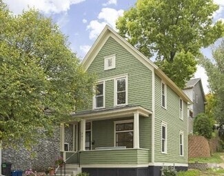 Building Photo - 351 Grand Ave