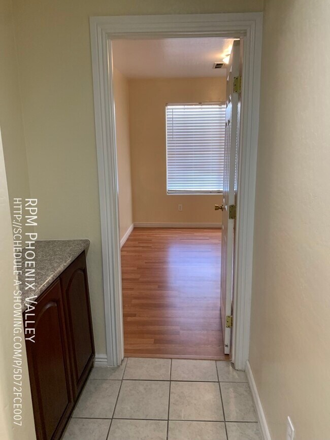 4 Bed / 2 Bath Single Level Tolleson Home House Rental in Tolleson, AZ