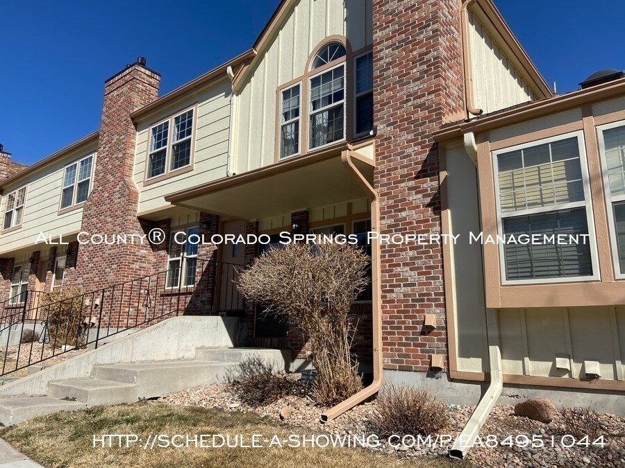 Primary Photo - 6837 Goldcrest Ct