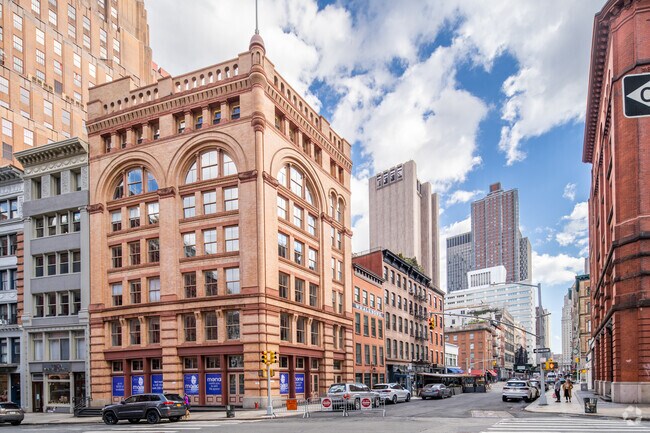 Context - The Fish Bldg