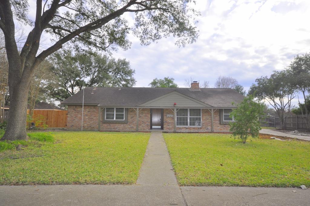 Foto principal - 7711 Dashwood Dr