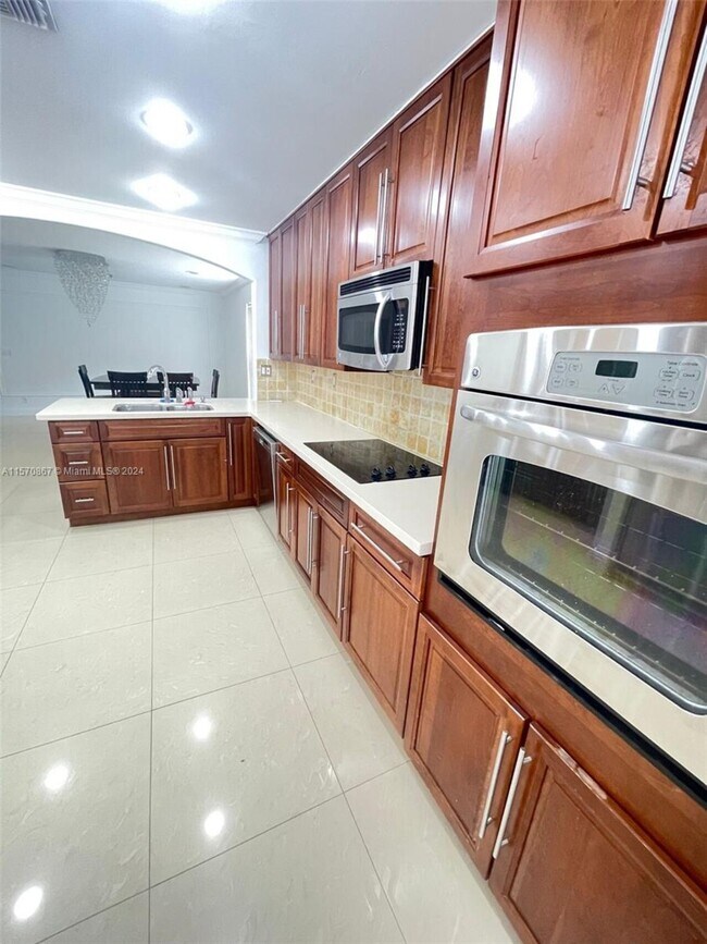 Foto del edificio - 4913 SW 35th TER