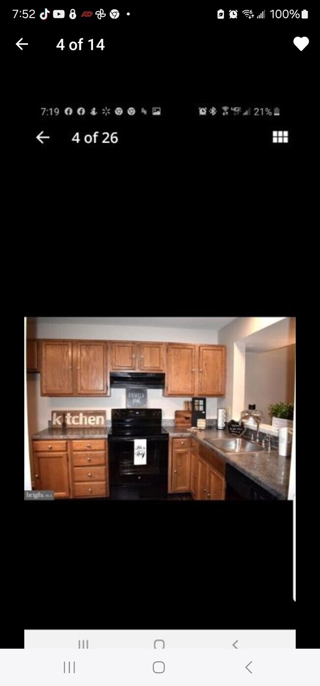 Building Photo - 1553 Cambridge Ct