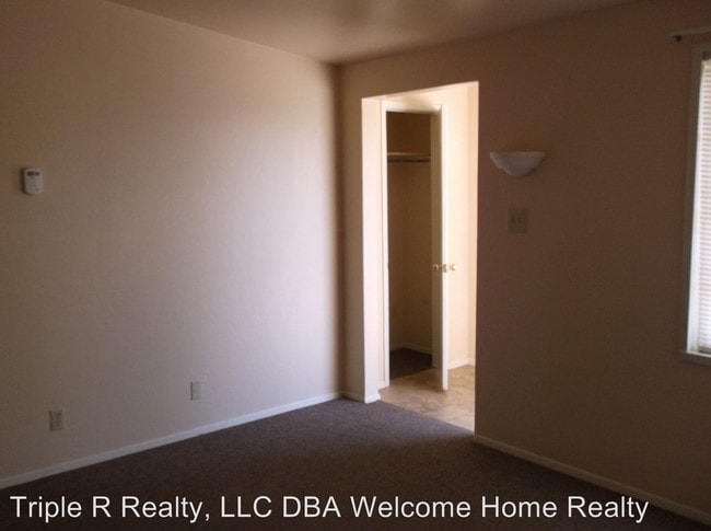 Building Photo - 3 br, 1.5 bath House - 2313 Abbott Ave