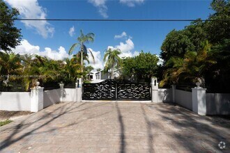 Building Photo - 6297 NW 69th Way