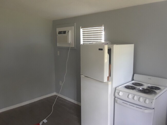 Foto del edificio - Adorable 1 bedroom cottage