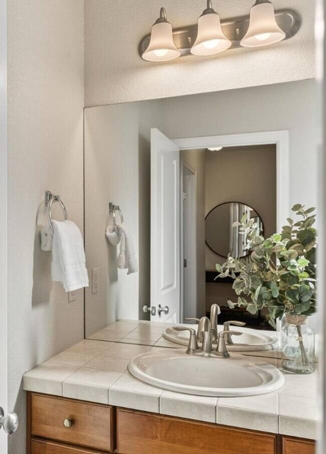 Building Photo - Cordera Home within walking to D20 Schools...