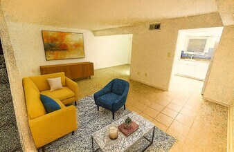 Building Photo - 5005 Georgi Ln