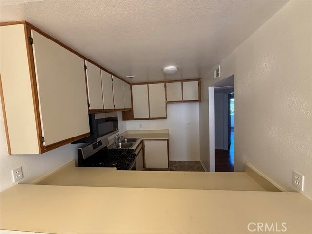 Building Photo - 14758 Magnolia Blvd