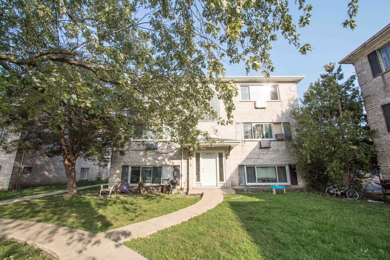 10362 Michael Todd Terrace Unit 2N, Glenview, IL 60025 Condo for Rent