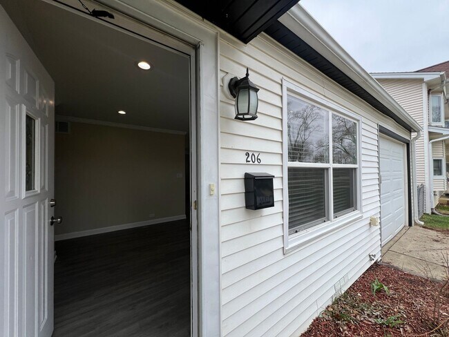 Foto del edificio - 206 Raupp Blvd