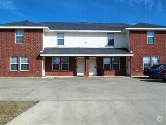 Building Photo - 1611 Inca Dr