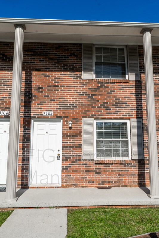 Foto del edificio - 3104 E Governor John Sevier Hwy