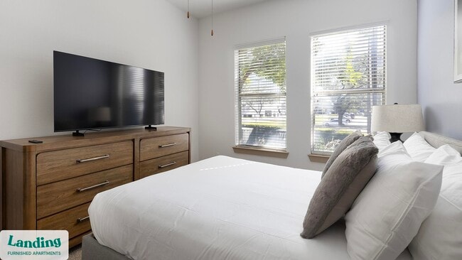 Foto del edificio - 5005 Galleria Dr