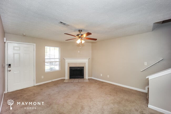 Building Photo - 216 Inverness Trce