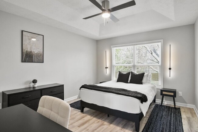 Foto del edificio - 216 River Birch Dr