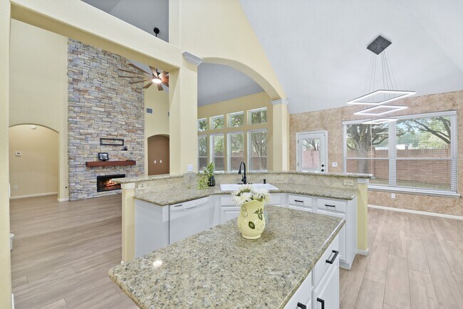 Foto del edificio - 23030 N Warmstone Way