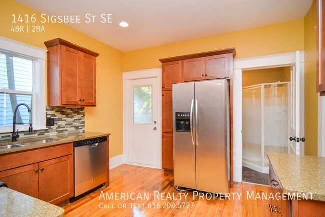 Foto del edificio - 1416 Sigsbee St SE