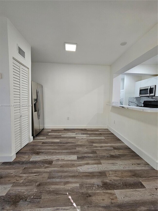 Foto del edificio - 10120 SW 171st St