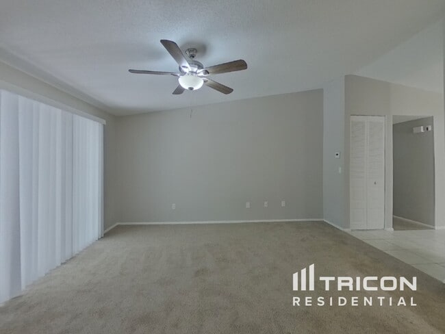 Building Photo - 305 Minneola Dr