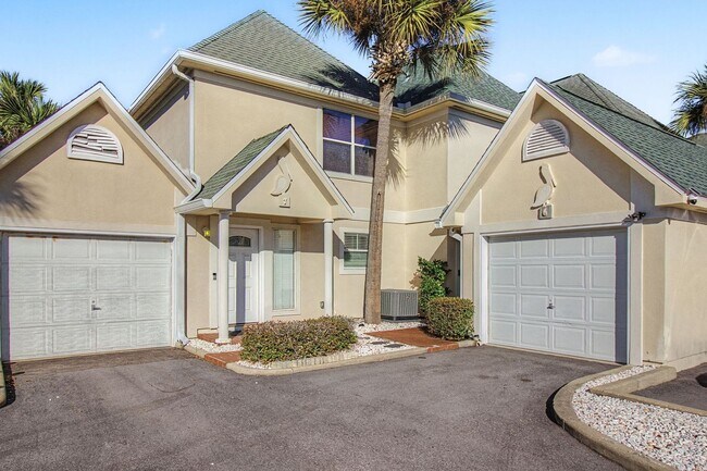 Building Photo - AVAILABLE APRIL 10TH, 2026- Live in the Heart of Destin — Just Minutes from the Harbor!