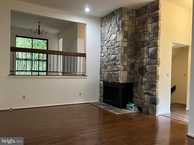 Foto del edificio - 8729 Sheridan Farms Ct