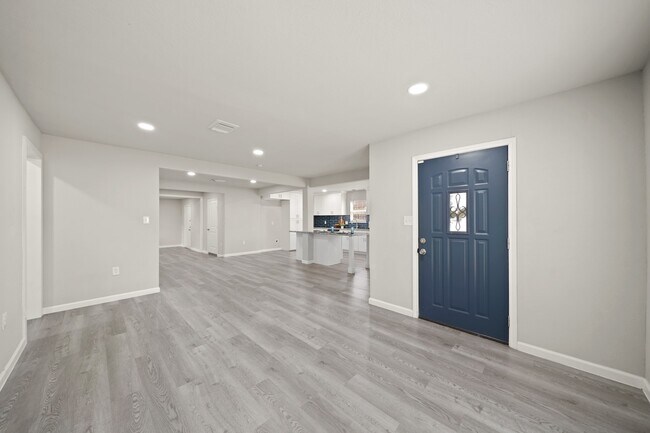 Foto del edificio - 2106 N Galveston Ave