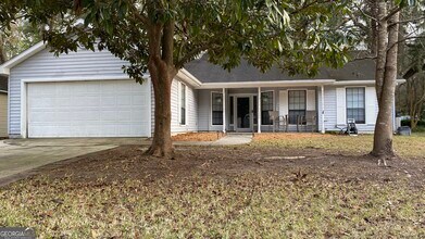 Building Photo - 200 McIntosh Dr