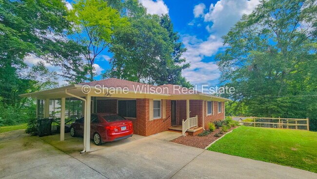 Foto del edificio - 916 Hardwick Cir