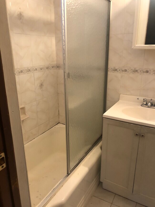 Foto del edificio - 81 Van Sicklen St