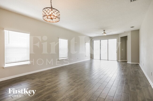 Building Photo - 273 Ferndale Wy