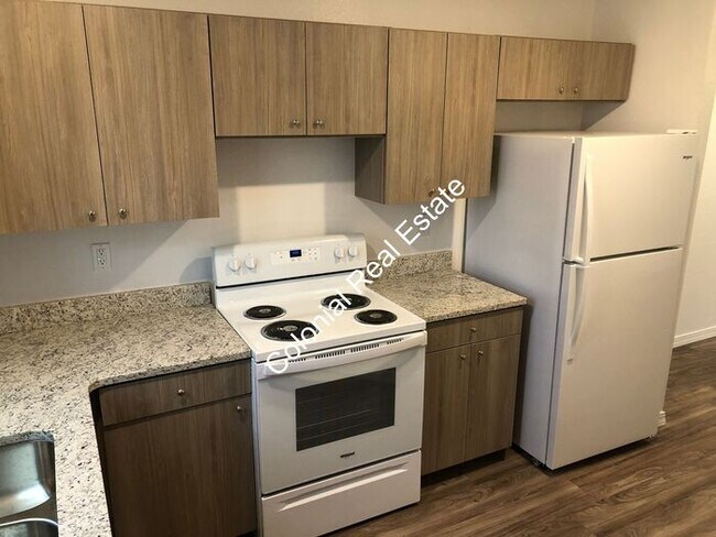 Building Photo - Modern 2 bedroom 2 bathroom apartment with...