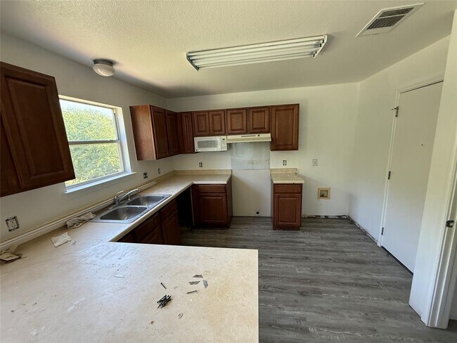 Foto del edificio - 1014 Glen Meadow Cove