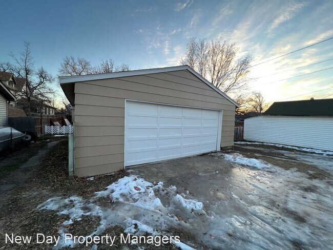 Building Photo - 5 br, 2 bath House - 2115 7th Ave N