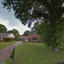 Building Photo - 412 Dreger Rd