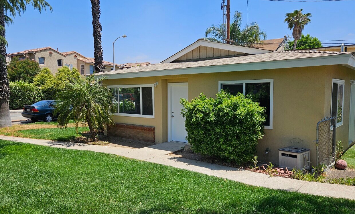 27560 Violin Canyon Rd, Castaic, CA 91384 House for Rent in Castaic