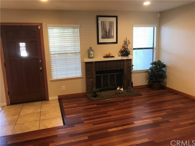 Primary Photo - 9775 El Paseo Dr