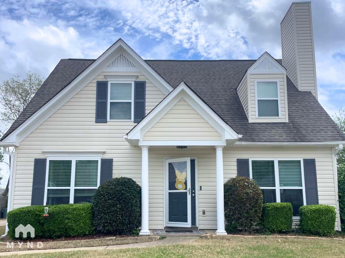 Foto principal - 137 W Stonehaven Cir